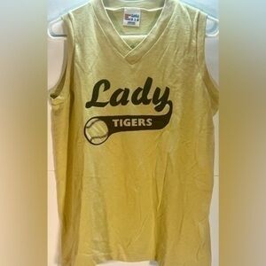 EAGLE USA 20 WOMEN SOFT BALL UNIFORMS IN EXCELLENT CONDITION SIZE S,M,L& XL